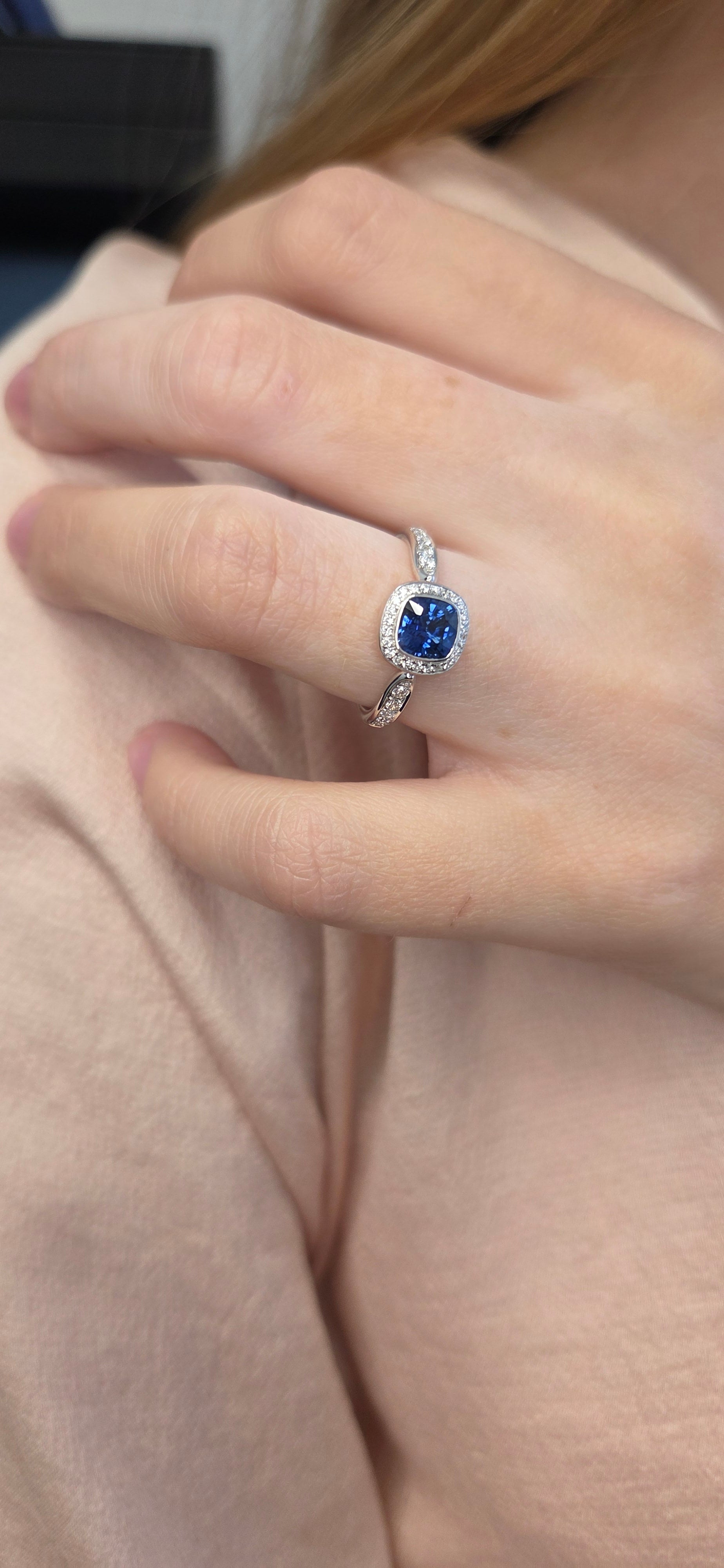 Royal Harmony Ring Centered a Cushion Sapphire