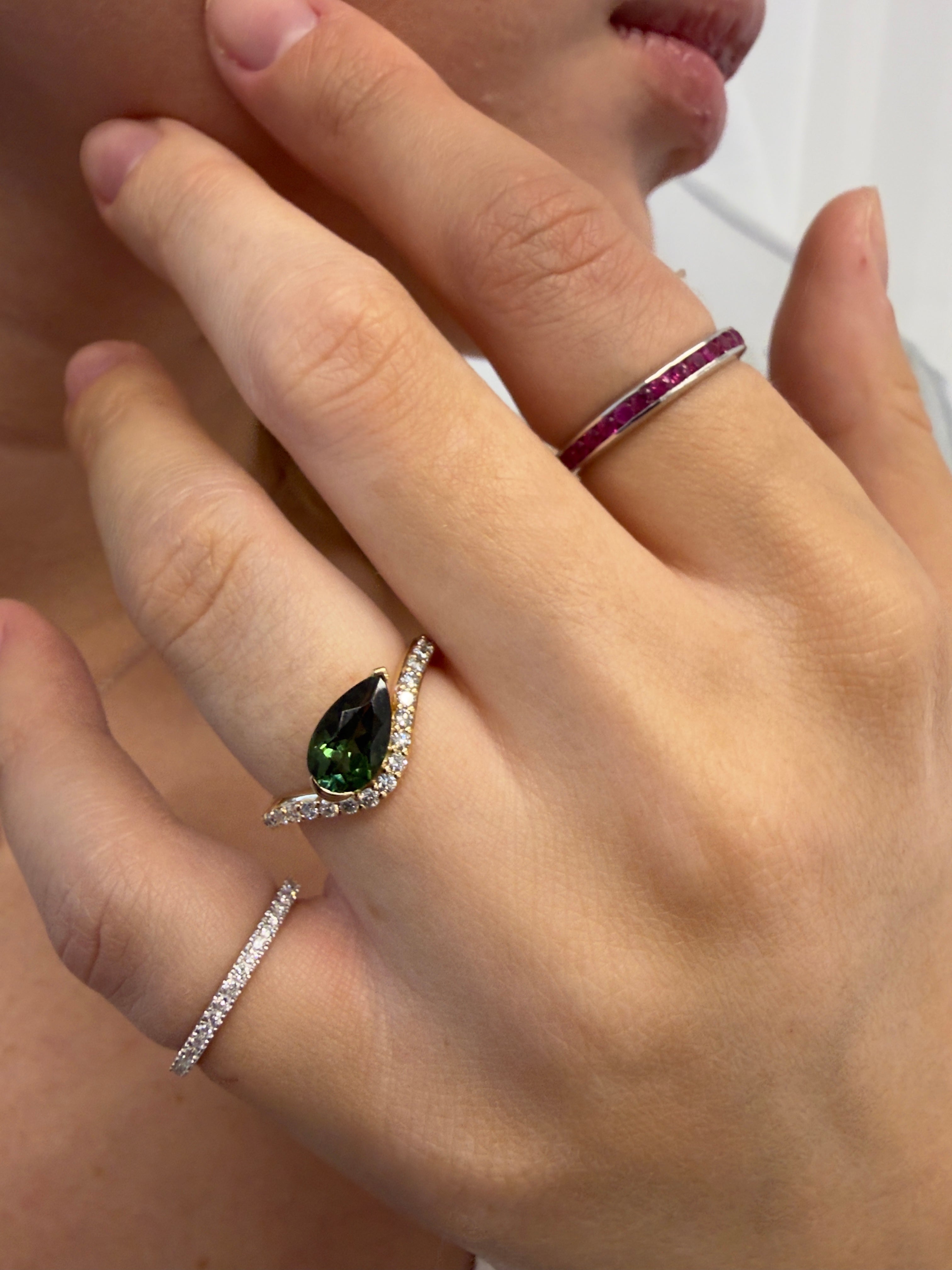 Pear Tourmaline Seamlessly Set on Diamond Wavy Band