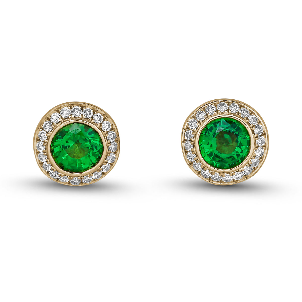 Royal Harmony earring Centered Around a stunning tsavorite set all around pave in diamonds designed by carati jewelry in montreal canada in 14 k 18 k