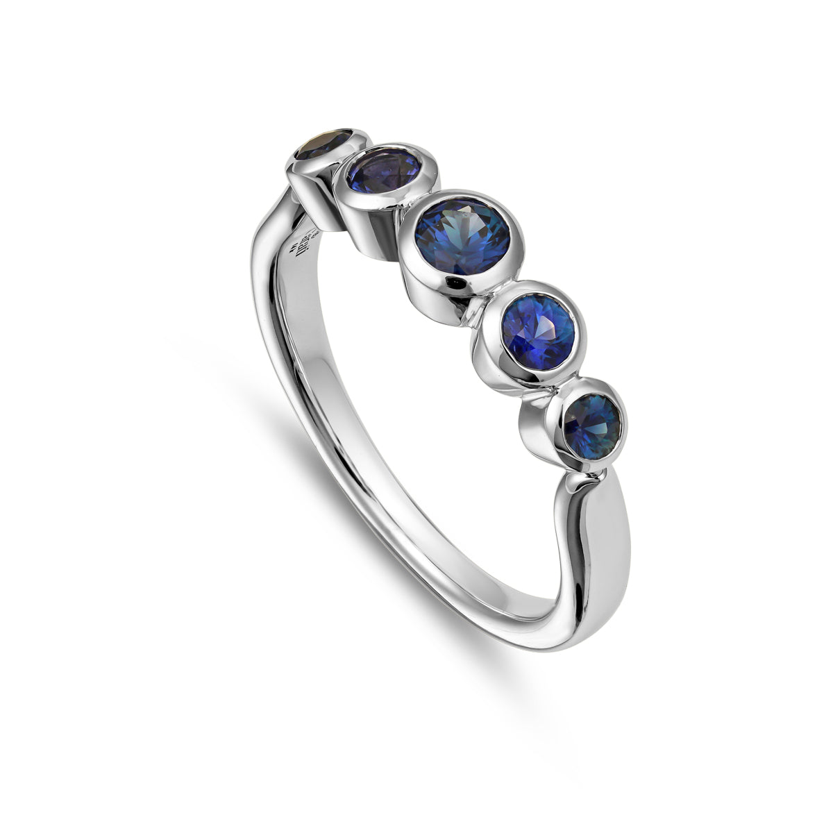 Aria ring with 5 bezels set in royal blue sapphires designed by carati jewelry montreal canada 18k 14 k