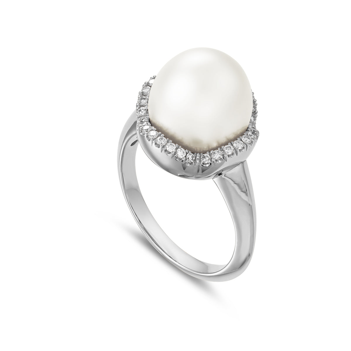 Petal design ring with a south sea pearl ring set all in diamonds designed by carati jewelry montreal canada 18k 14 k