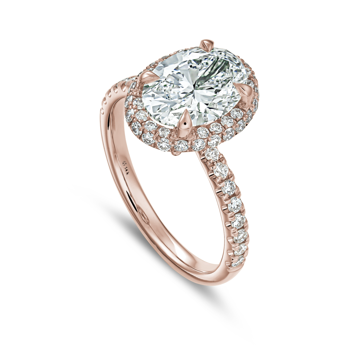 Eterno oval engagement ring set with pave on the top and band in a sophisticated spark designed by carati jewelry in montreal canada in 18 k 14 k