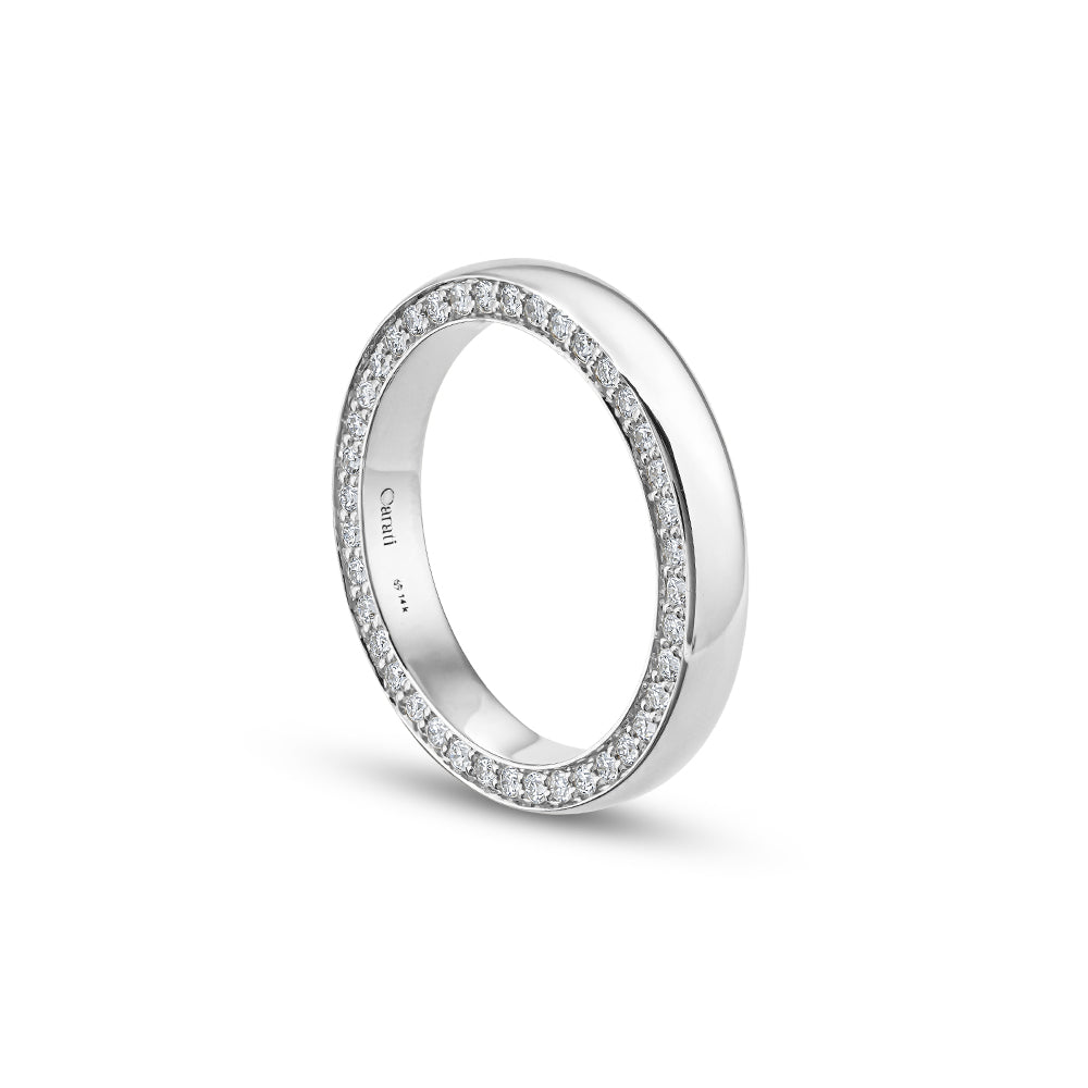 14 k white gold wedding band with diamonds on both sides in pave setting designed by carati jewelry montreal