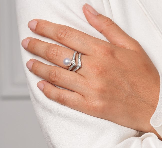 Dreamer Ring with Tahitian Pearl