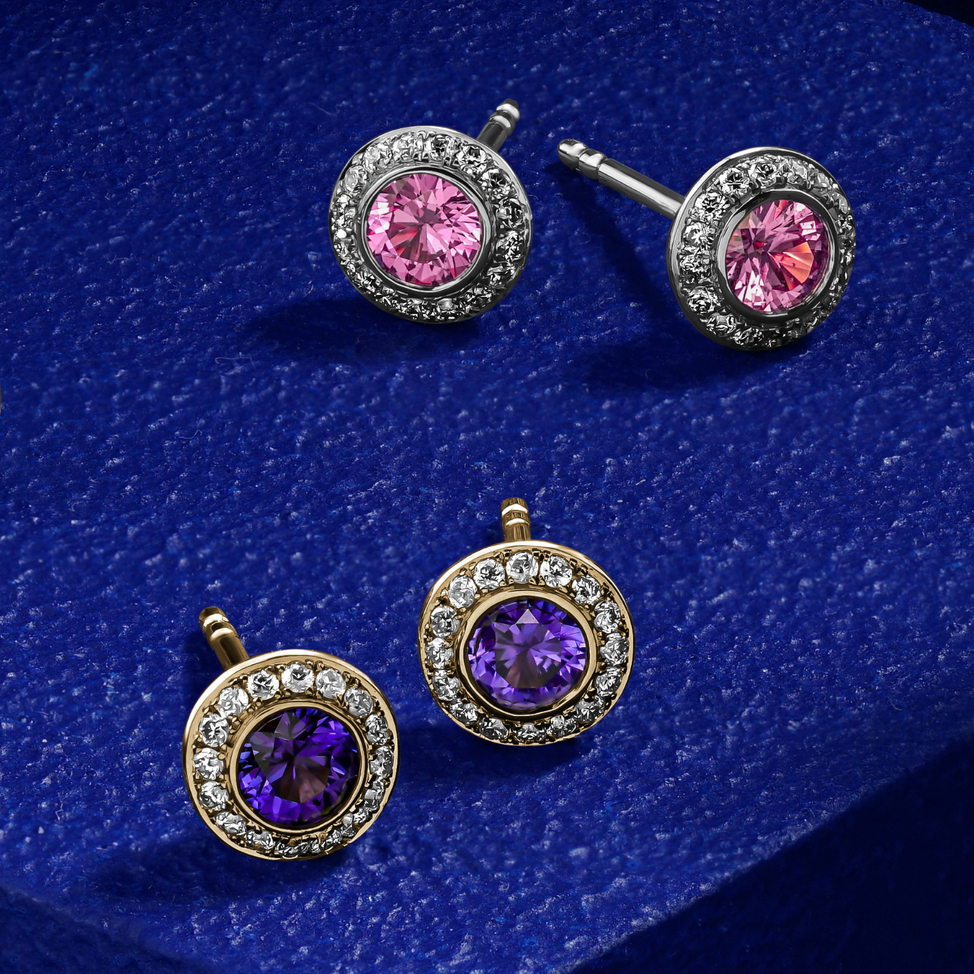 Mini boucle d'oreille Royal Harmony avec saphir rose