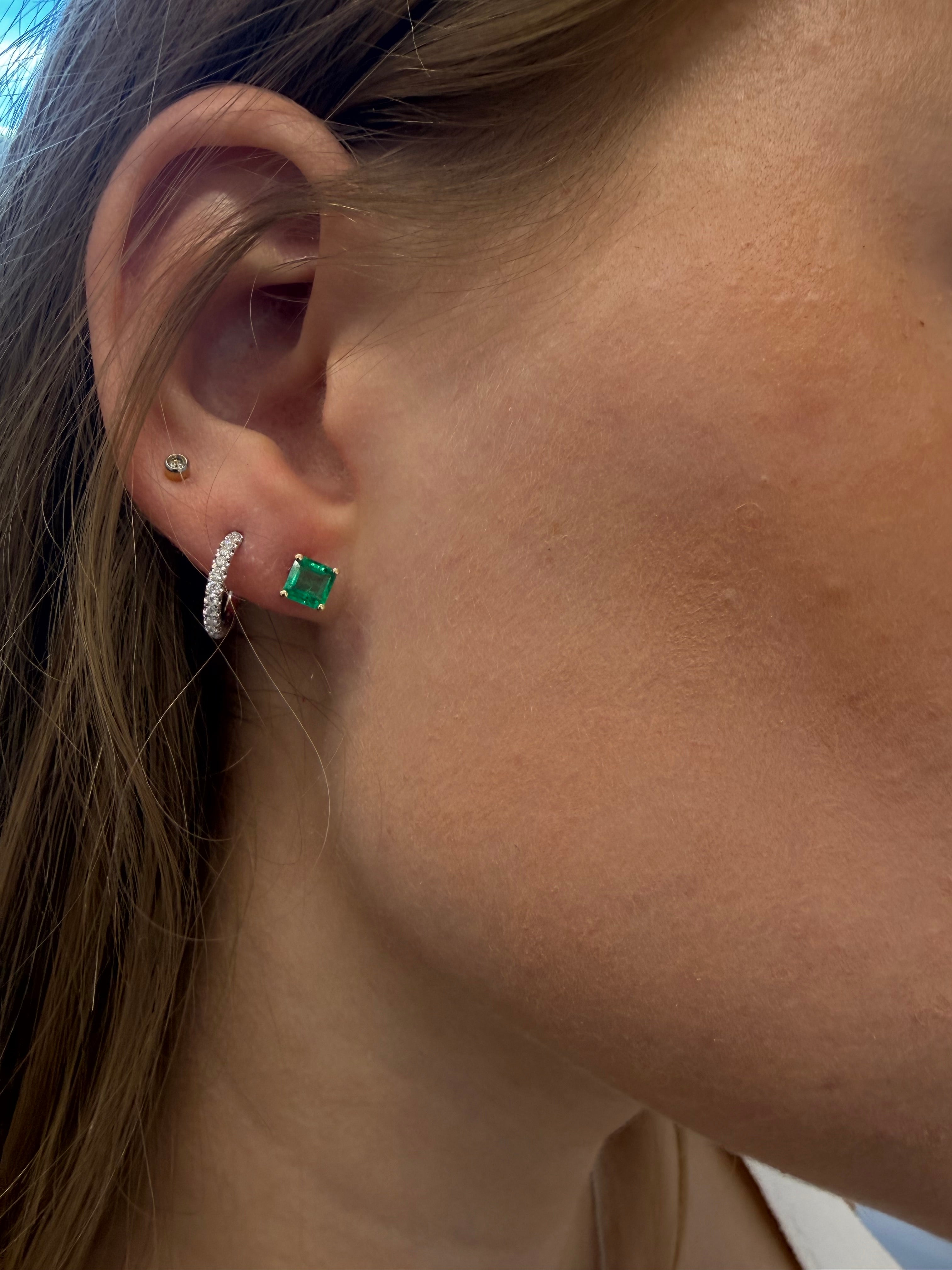 Square Emerald Studs Earring