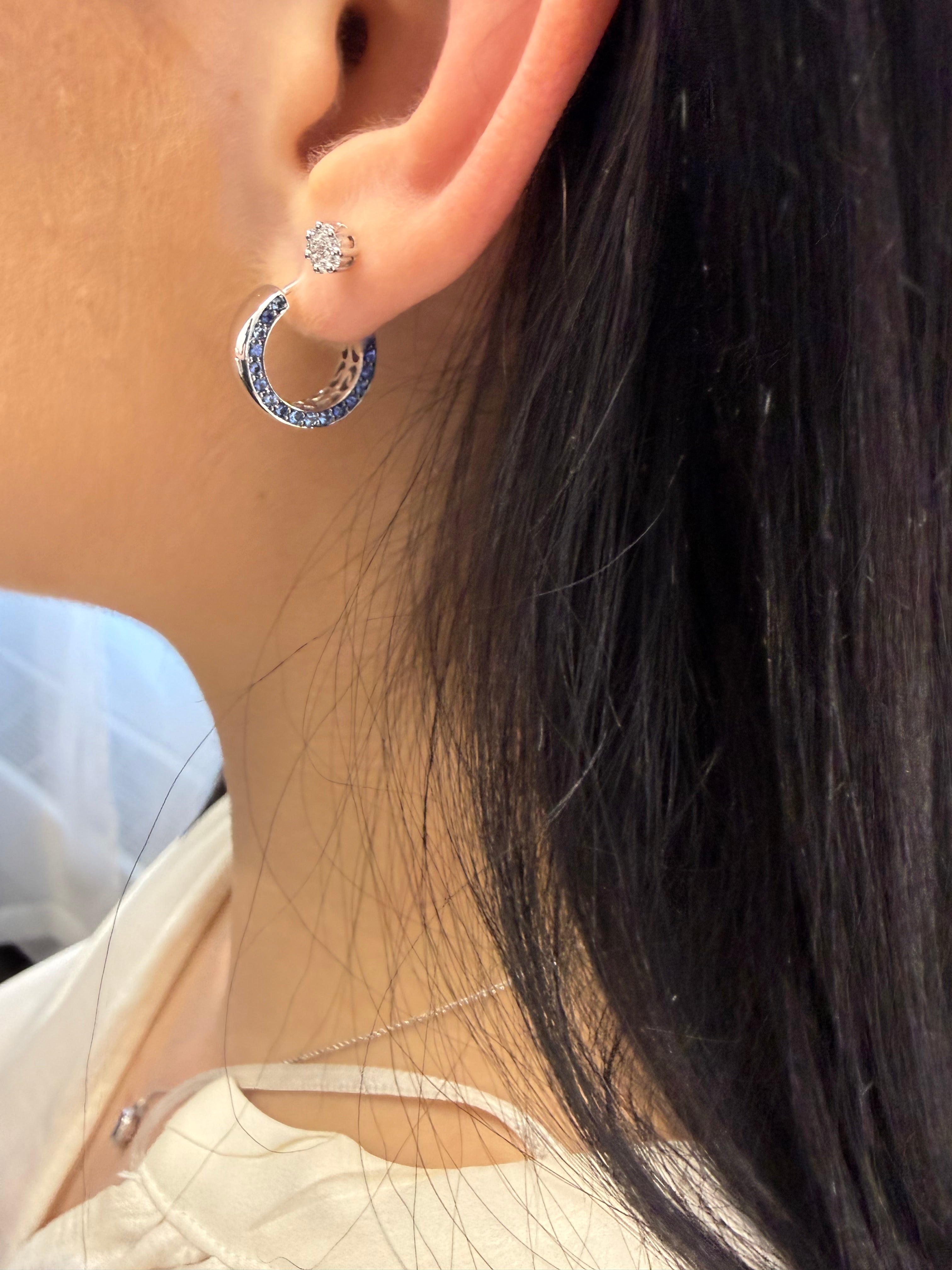 Pendentif carré émeraude avec halo serti de diamants