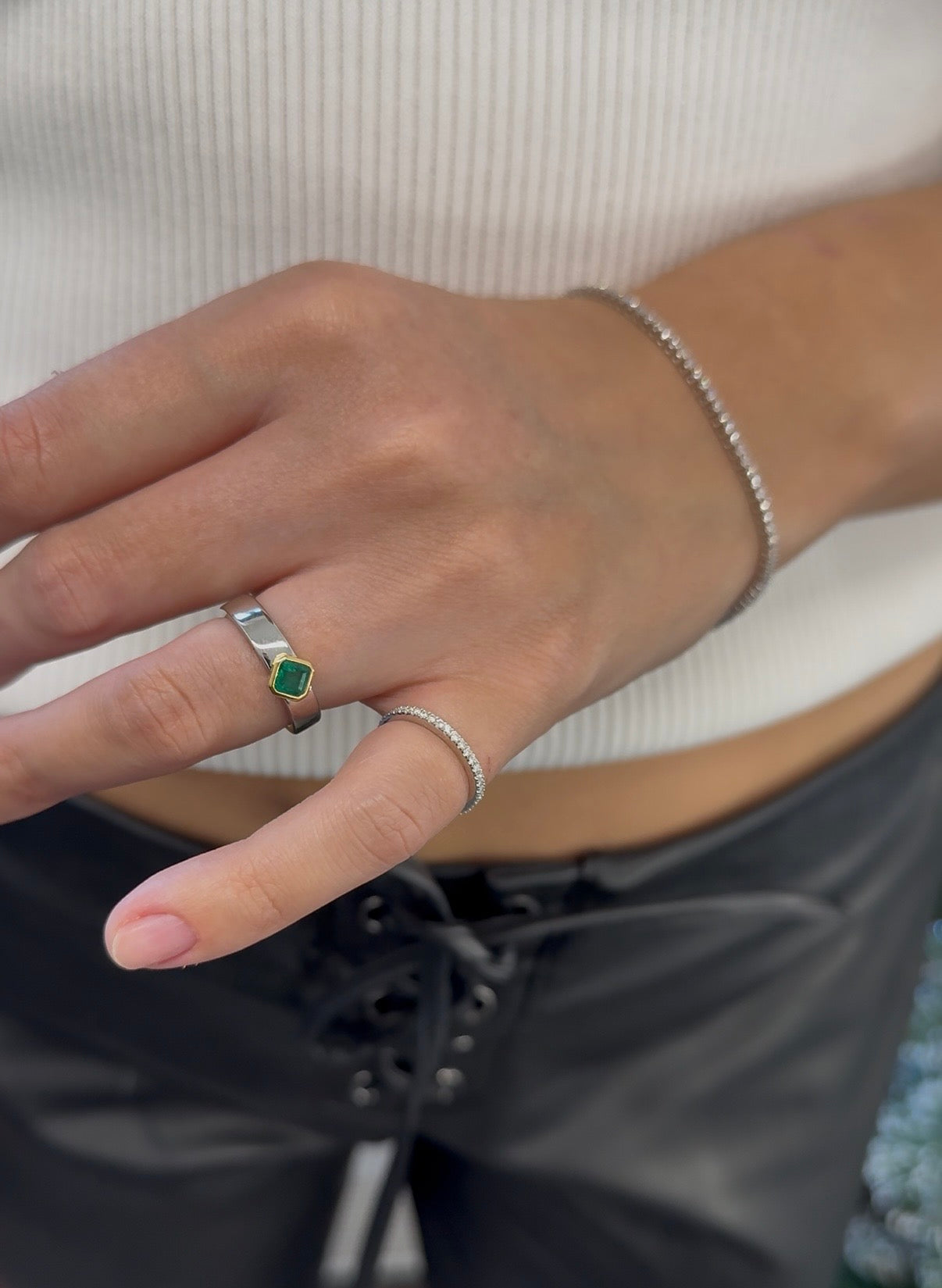 Vivid Square Emerald Set in Two Tone Gold and Platinum Ring