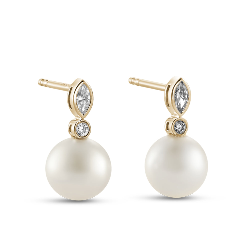 Canadian made 14 k 18 k yellow gold Akoya pearl earring accent by marquise and round diamond Carati jewelry montreal