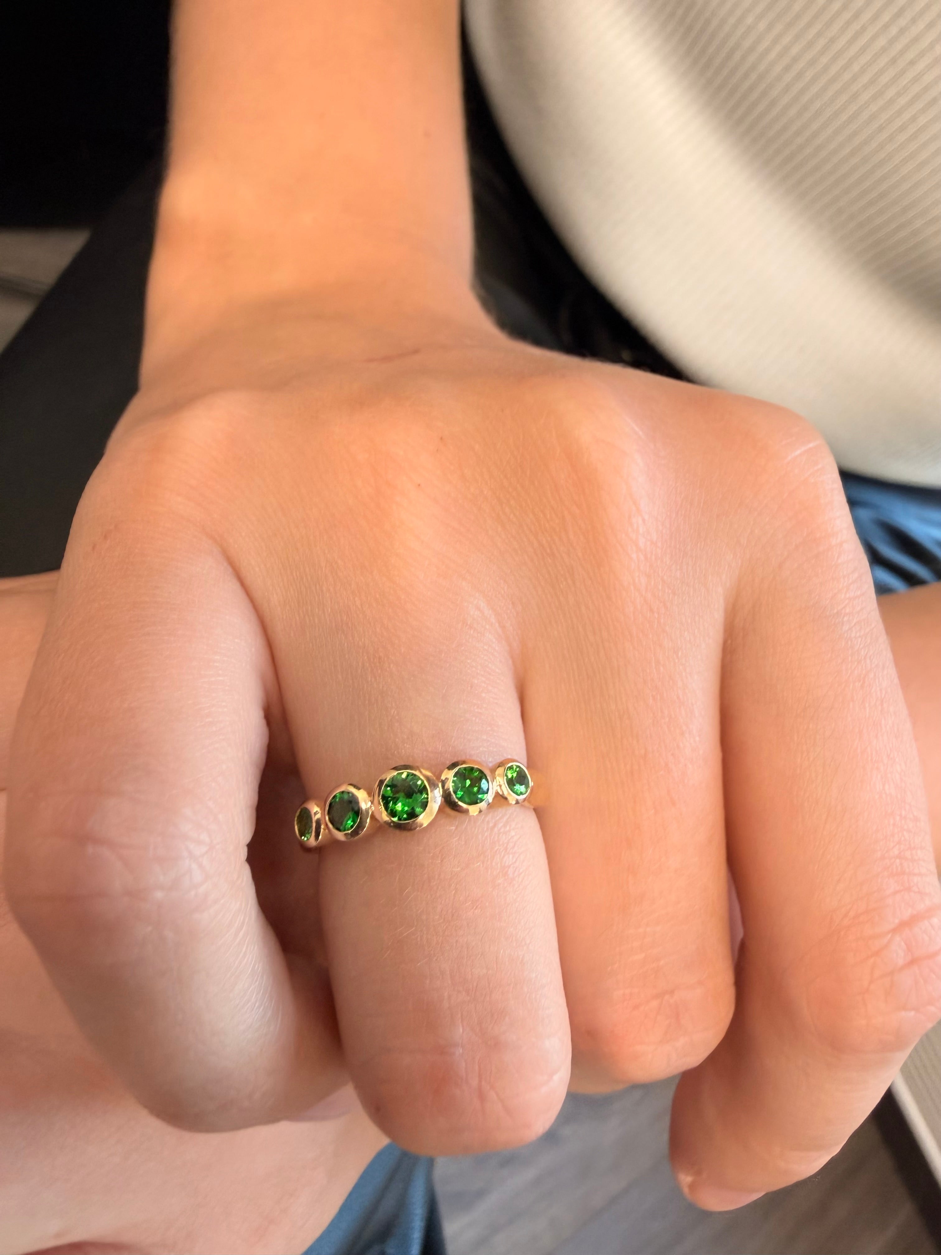 Aria Ring Set in Dazzling Tzavorite