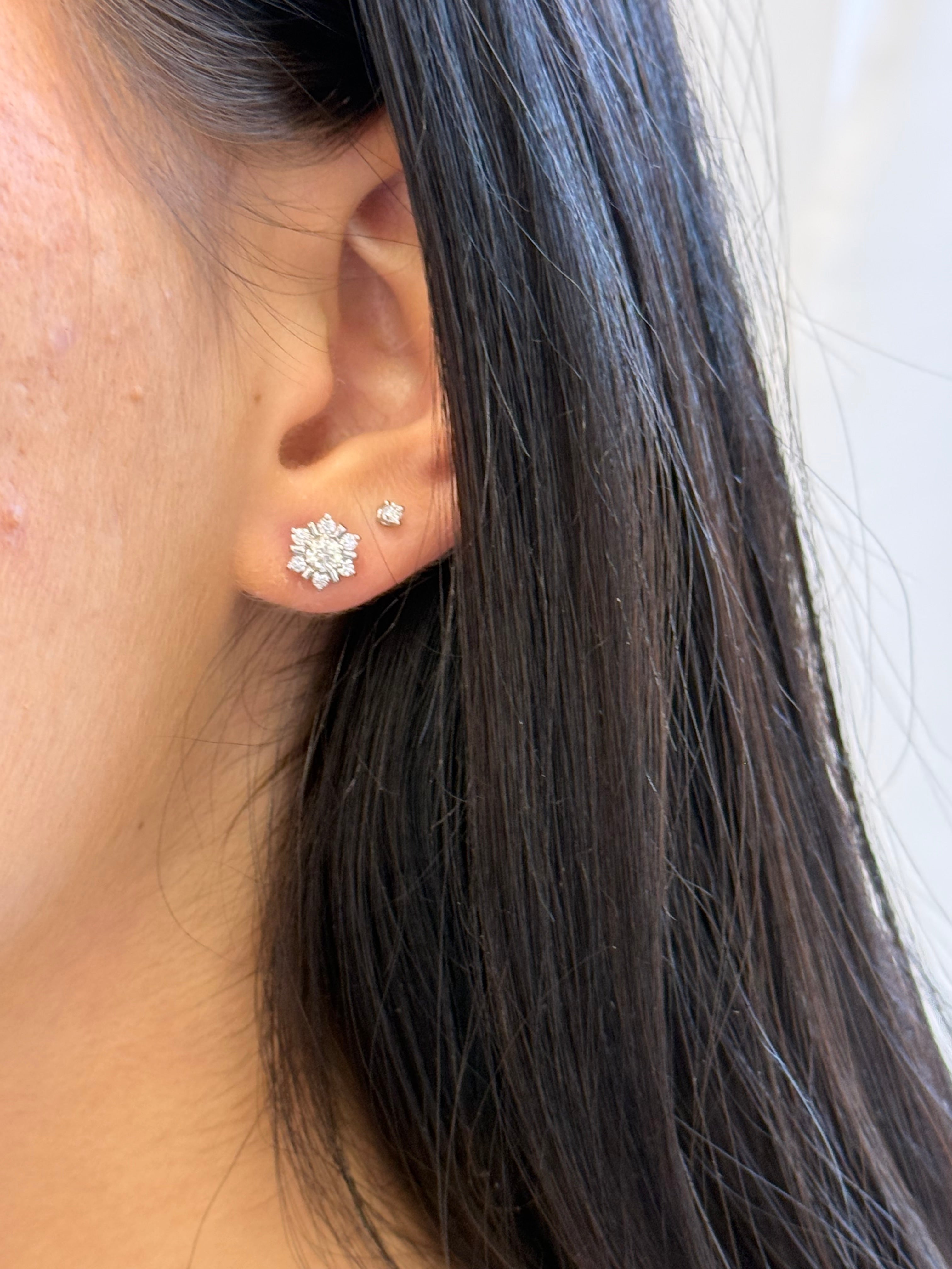 Flocon Earring Set In Sparkling Diamonds