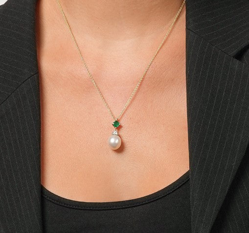 Boucle d'oreille spirale en perles d'eau douce